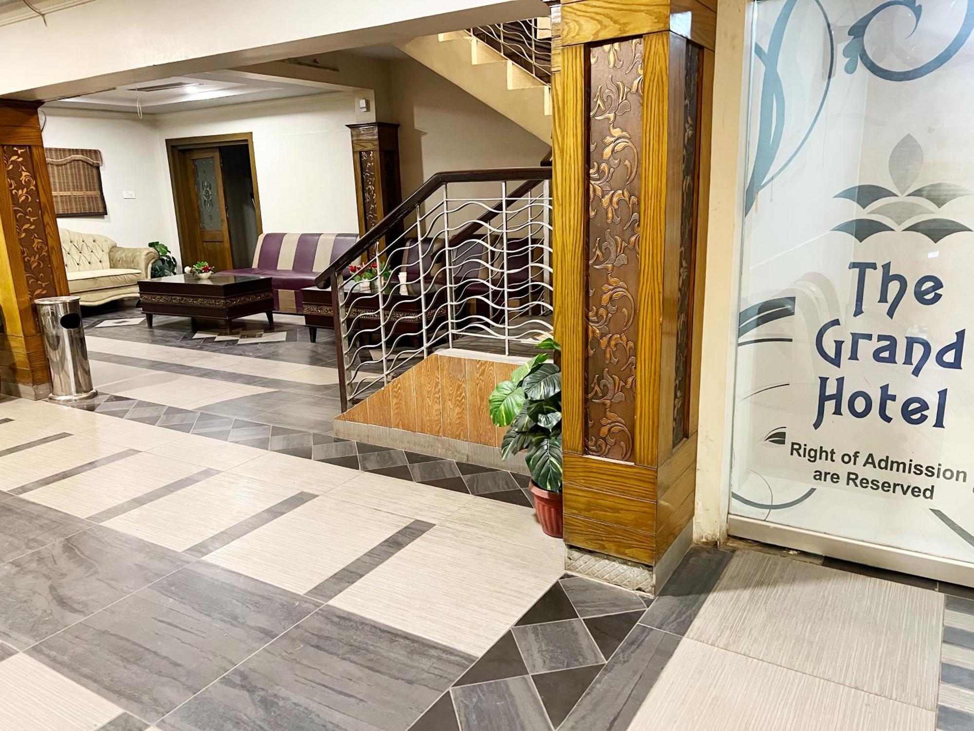 The Grand Hotel Мултан Экстерьер фото